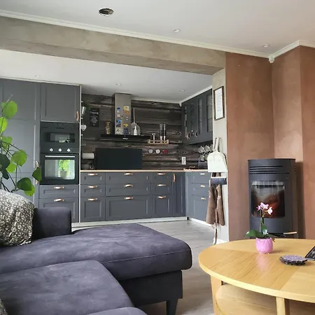 Cozy House In Historical Area *