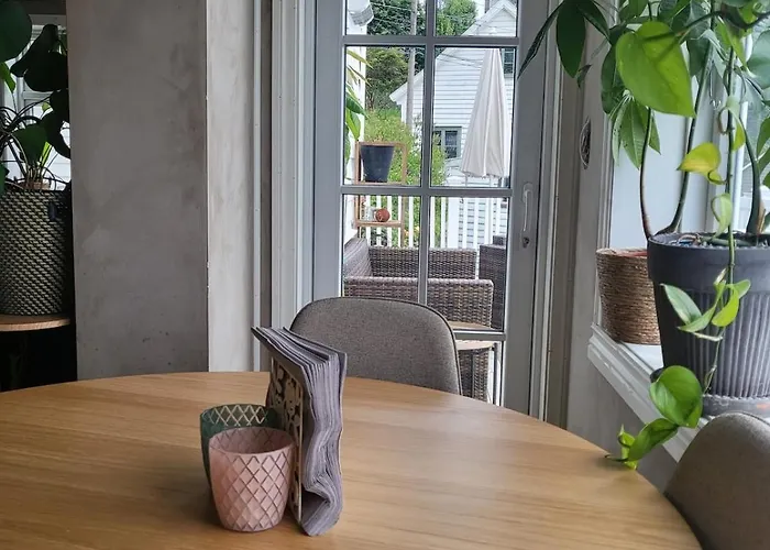 Cozy House In Historical Area *