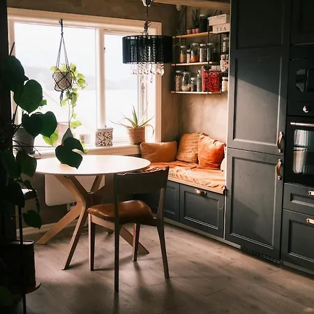 Cozy House In Historical Area Vakantiehuis *