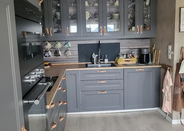 Cozy House In Historical Area Vakantiehuis Bergen